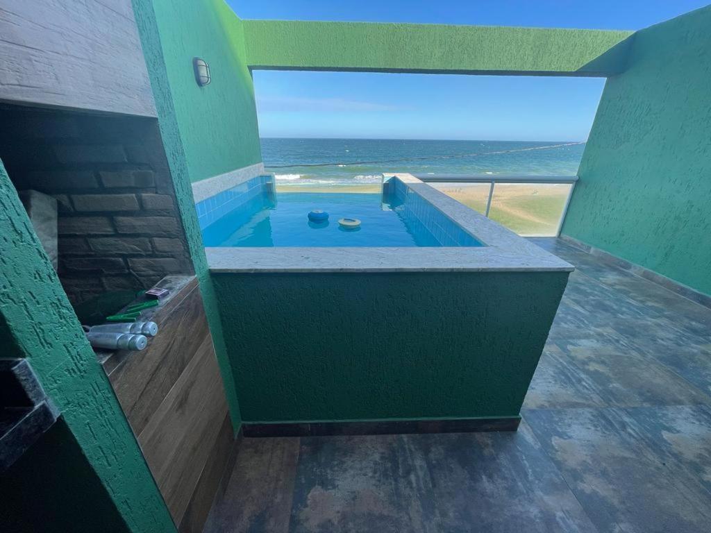 Triplex Beira Mar Rio Das Ostras Rj ภายนอก รูปภาพ
